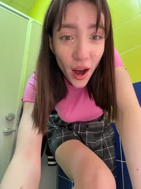 BallerinaCappuccino_ Cam Archive - January 16, 2026 14:22 (77min)