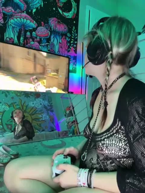 Cutiepiespanks Cam Archive - March 11, 2026 06:14 (71min)