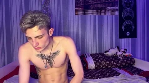 EmiliaCouple Cam Archive - January 18, 2026 20:14 (63min)