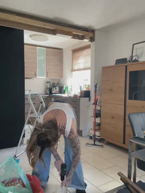 Etwas_neugierig Cam Archive - April 8, 2026 11:18 (37min)