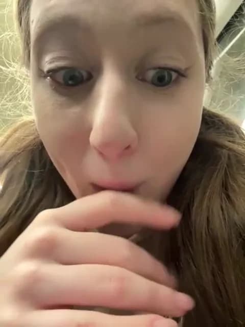 FroggyAnna Cam Archive - January 19, 2026 19:16 (58min)