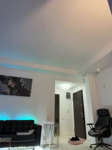 IsabellaEtthan Cam Archive - March 8, 2026 24:32 (53min)