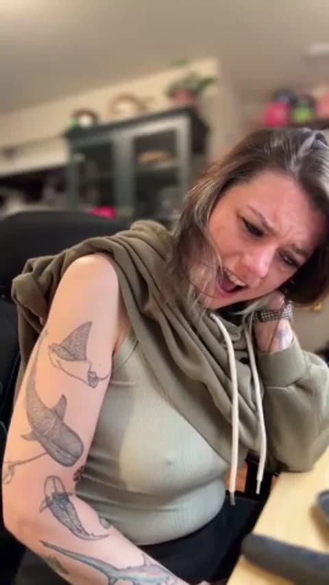 LadyLena1 Cam Archive - March 9, 2026 01:04 (47min)