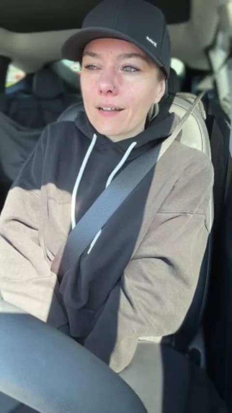 LadyLena1 Cam Archive - April 8, 2026 18:51 (33min)