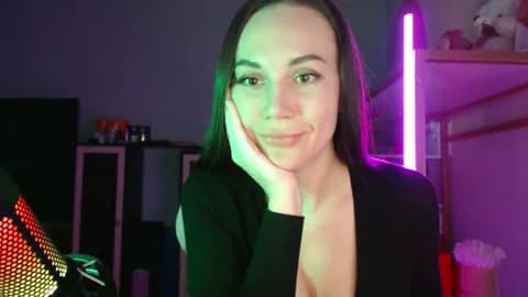 QWEENII Cam Archive - February 27, 2026 20:46 (112min)