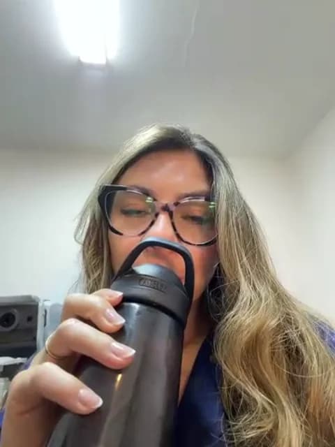 alicee16 Cam Archive - January 17, 2026 02:29 (41min)