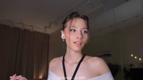 falinecrosthwaite Cam Archive - February 21, 2026 04:02 (76min)