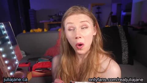 julia_jane Cam Archive - January 12, 2026 10:04 (73min)