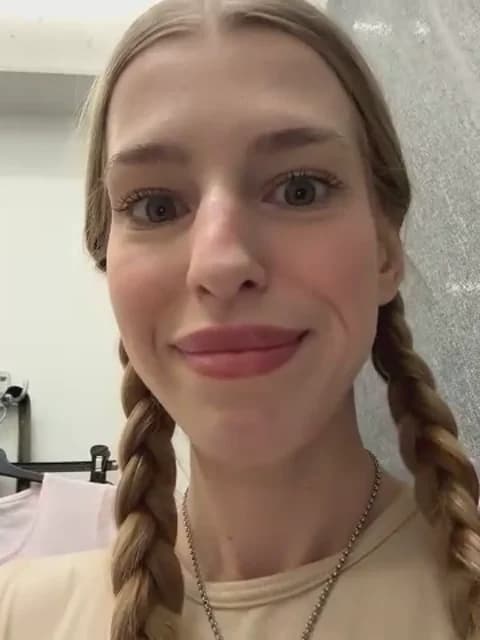 kira_mia Cam Archive - January 16, 2026 17:31 (33min)