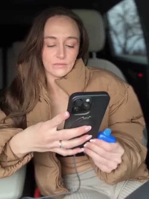 lunagirl13 Cam Archive - February 25, 2026 24:40 (45min)