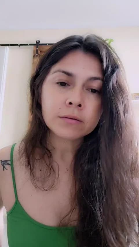 soymariposa20 Cam Archive - January 24, 2026 17:17 (40min)