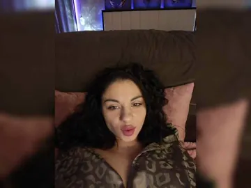 -Lili BongaCams Model - Cam Recordings